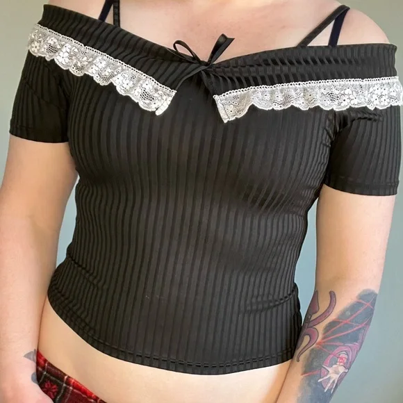 Cute half tank half blouse - Picture 2 of 2